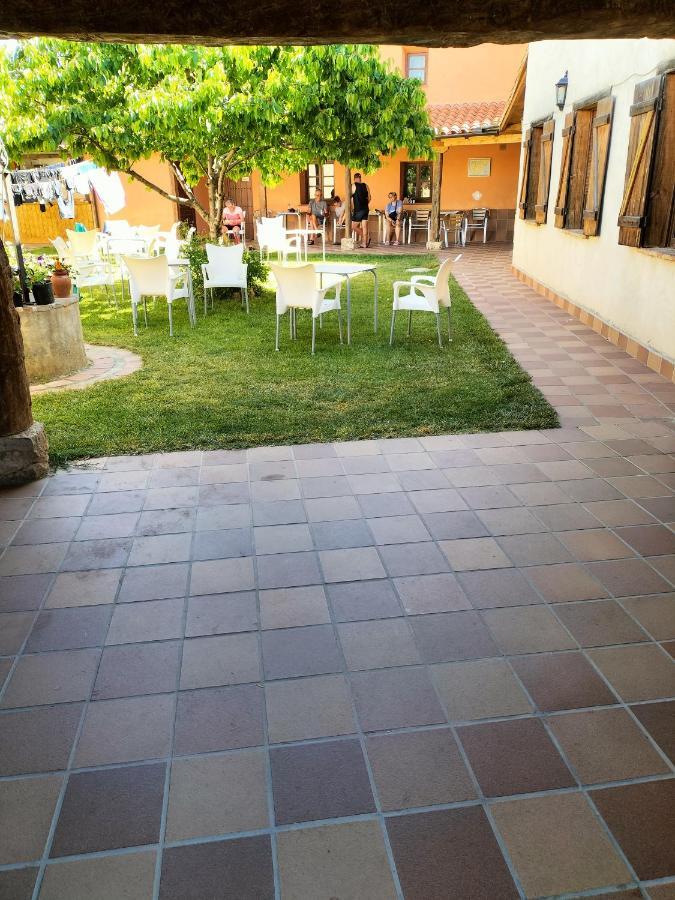 Albergue Don Camino Villalcázar de Sirga المظهر الخارجي الصورة